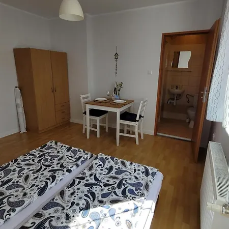 Patraj Δωμάτια σε οικογενειακή κατοικία