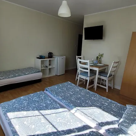 Patraj Δωμάτια σε οικογενειακή κατοικία *