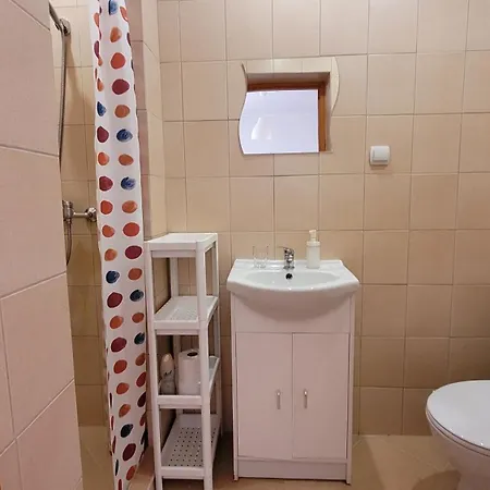 Patraj Δωμάτια σε οικογενειακή κατοικία *