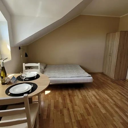 Patraj Δωμάτια σε οικογενειακή κατοικία *