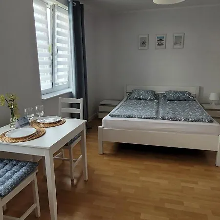 Δωμάτια σε οικογενειακή κατοικία Patraj Mielenko