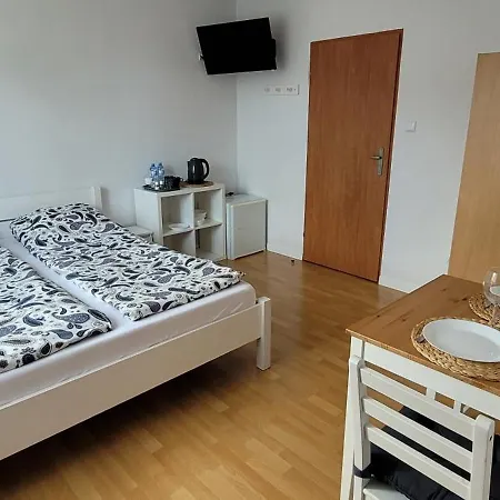 Patraj Δωμάτια σε οικογενειακή κατοικία *