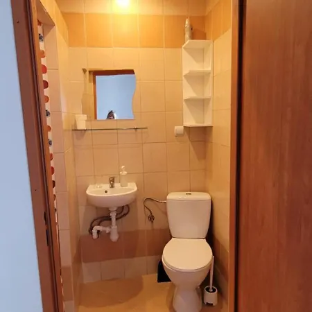 Δωμάτια σε οικογενειακή κατοικία Patraj *