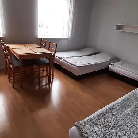 Δωμάτια σε οικογενειακή κατοικία Patraj Mielenko