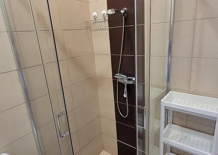 ホームステイ Patraj ミエレンコ