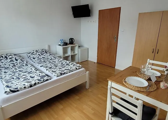 Patraj ホームステイ *